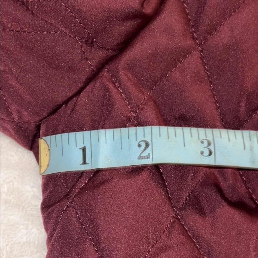 Charter Club Women’s Burgundy Puffer Jacket Quilted Insulated Gold Hardware SZ M - Picture 16 of 16